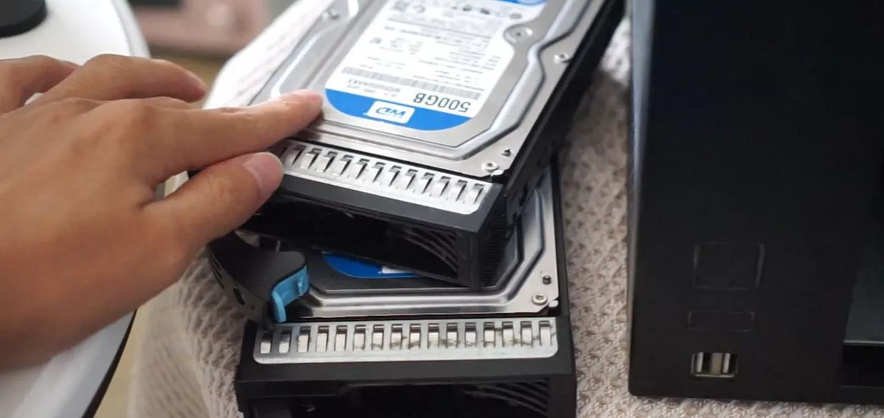 Unraid安装+Jellyfin影音服务器部署!让你一次入门Unraid NAS系统