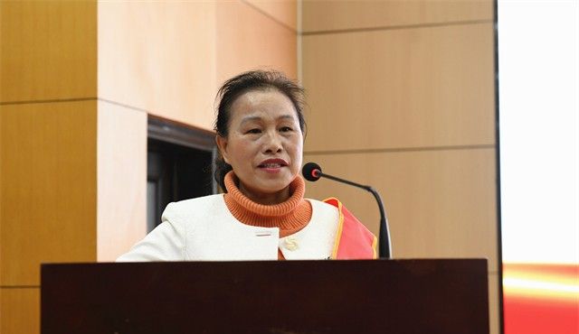 薪火相传 接续奋斗——玉林市中级人民法院举行荣退迎新干部大会