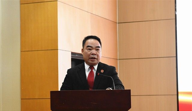 薪火相传 接续奋斗——玉林市中级人民法院举行荣退迎新干部大会