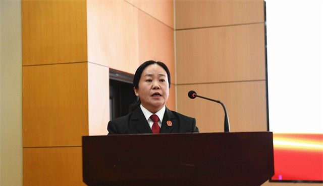 薪火相传 接续奋斗——玉林市中级人民法院举行荣退迎新干部大会