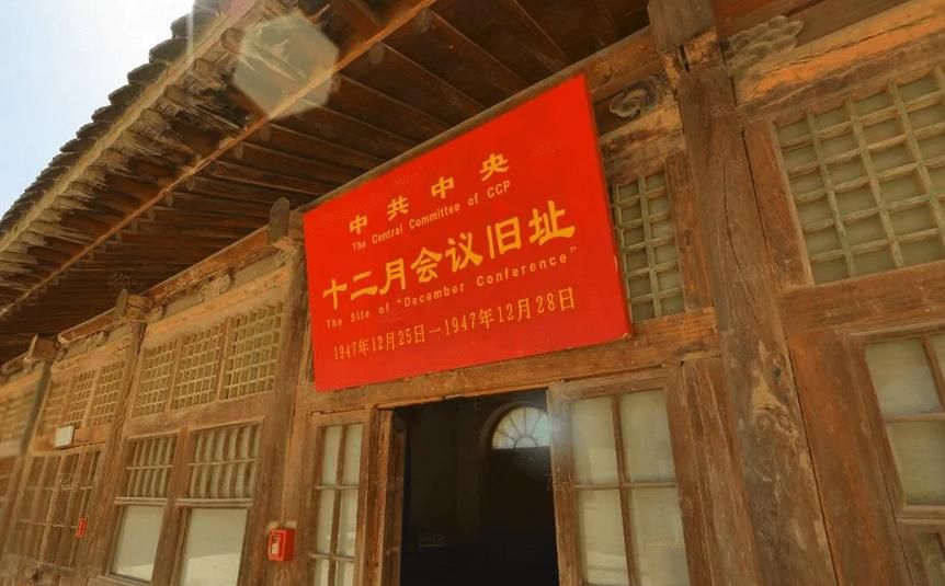 新中国第一部宪法，为何在建国五年后才问世？斯大林也提供了提议