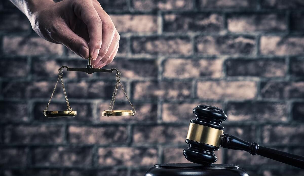 存疑时，为什么要“有利于”被告人