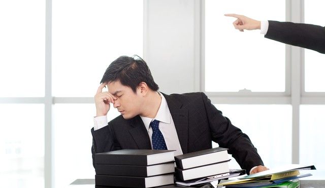 单位辞退工人,怎么补偿?