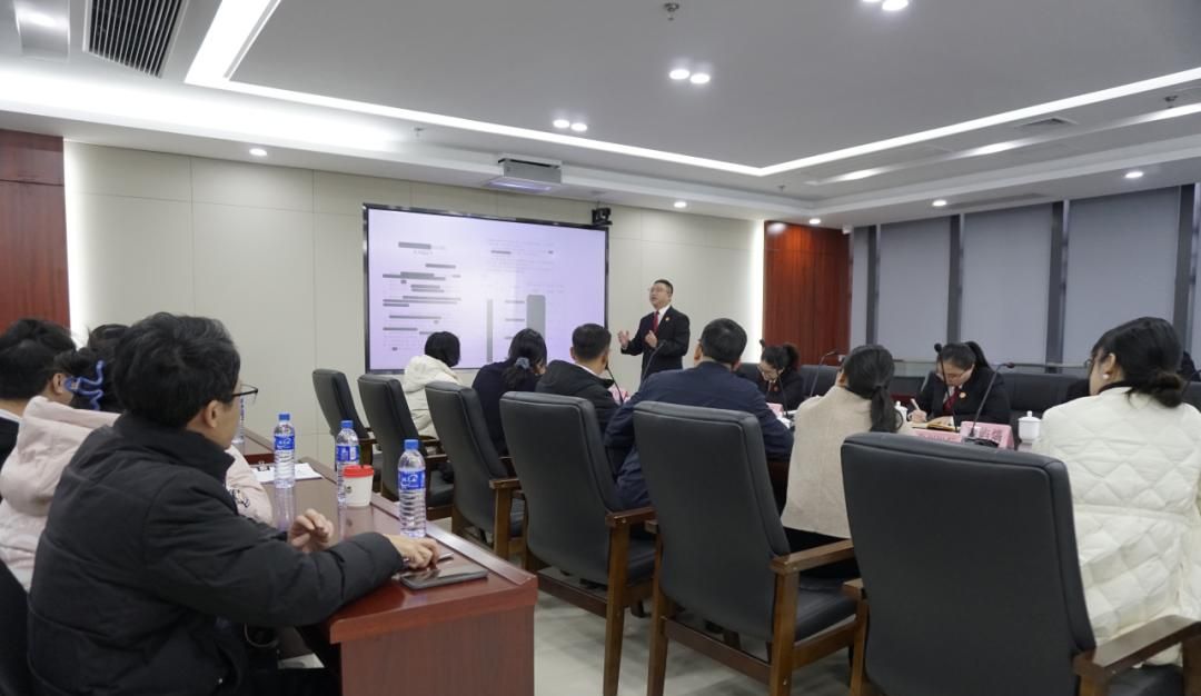 福建高院党组成员、副院长王孔坚到龙岩走访省人大代表 | 岩法周报