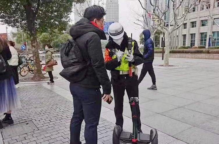 【除隐患 铸平安】上海交警严厉打击各类交通违法行为