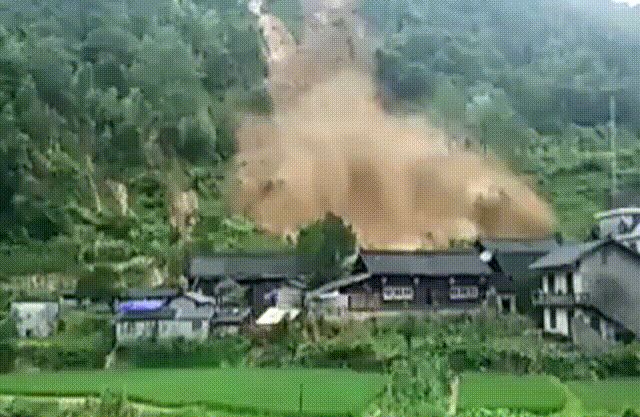 天堑变通途——公路铁路上的地质灾害与防治