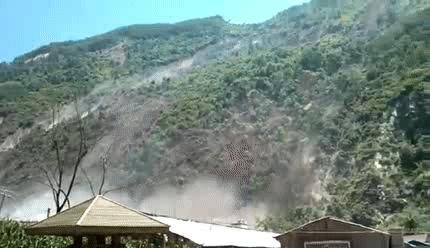 天堑变通途——公路铁路上的地质灾害与防治