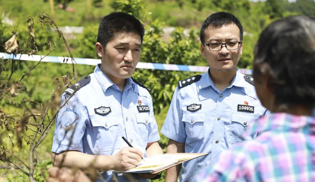 重庆公安法制部门坚持“五个保障”推动夏季治安打击整治“百日行动”有力度有尺度有温度 - 宋马