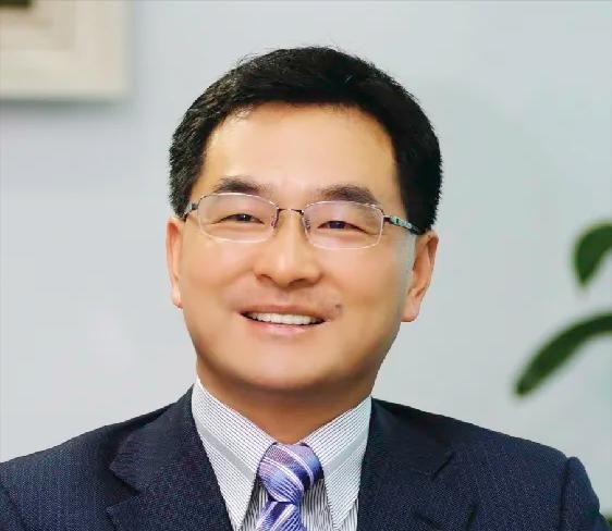 出彩中国律师:海华永泰两位律师荣膺《商法》“The A-List 法律精英:2024年中国业务睿见领袖”