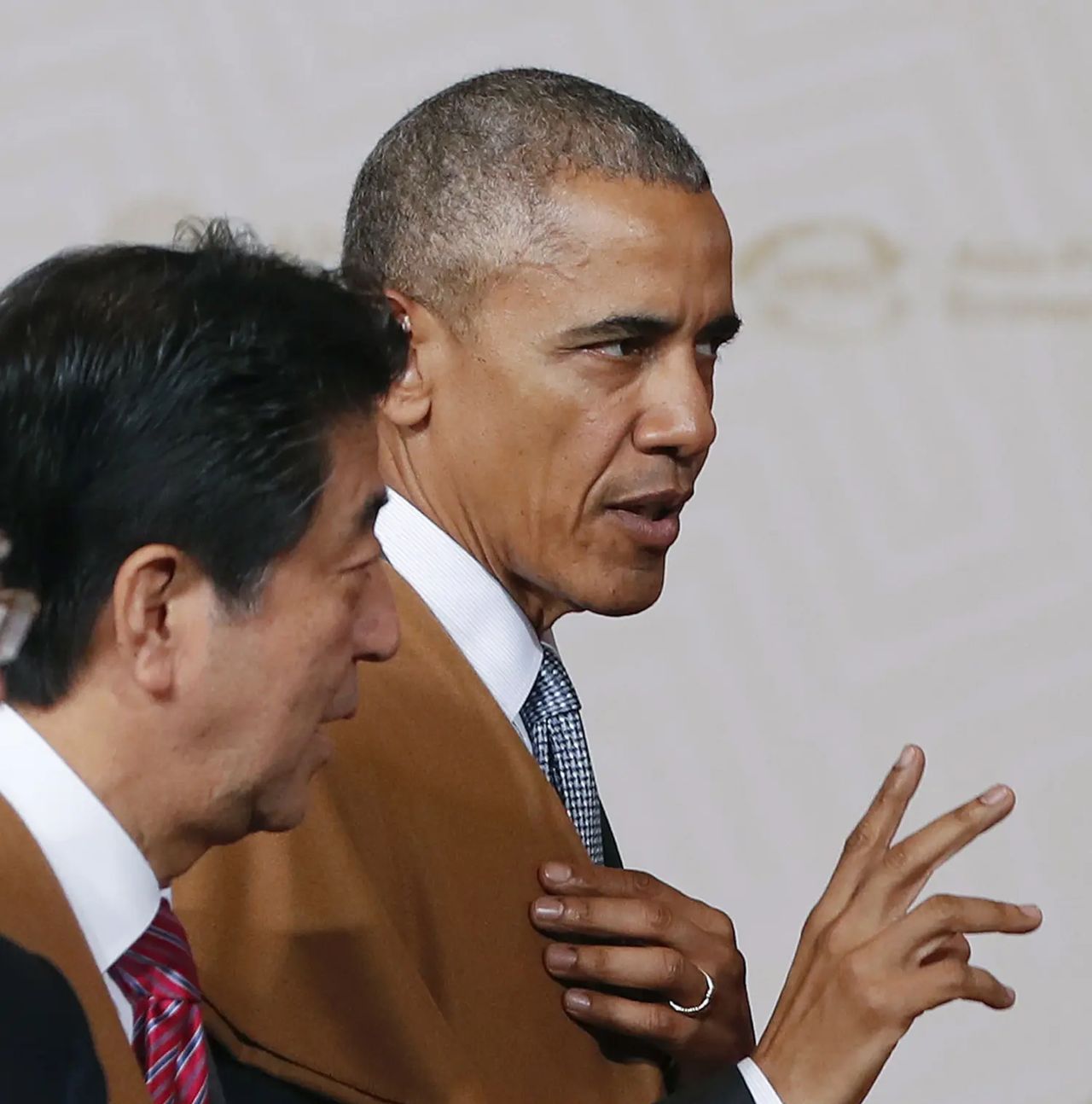 日本《和平宪法》9：继承了岸信介政治遗传基因的安倍晋三，秉承外公遗志，全力推动日本修改《和平宪法》