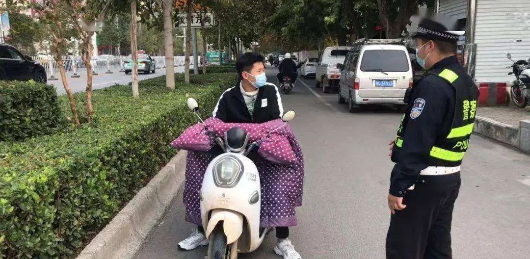 骑电瓶车未戴头盔被行政拘留？复议机关认定处罚程序违法 - 宋马