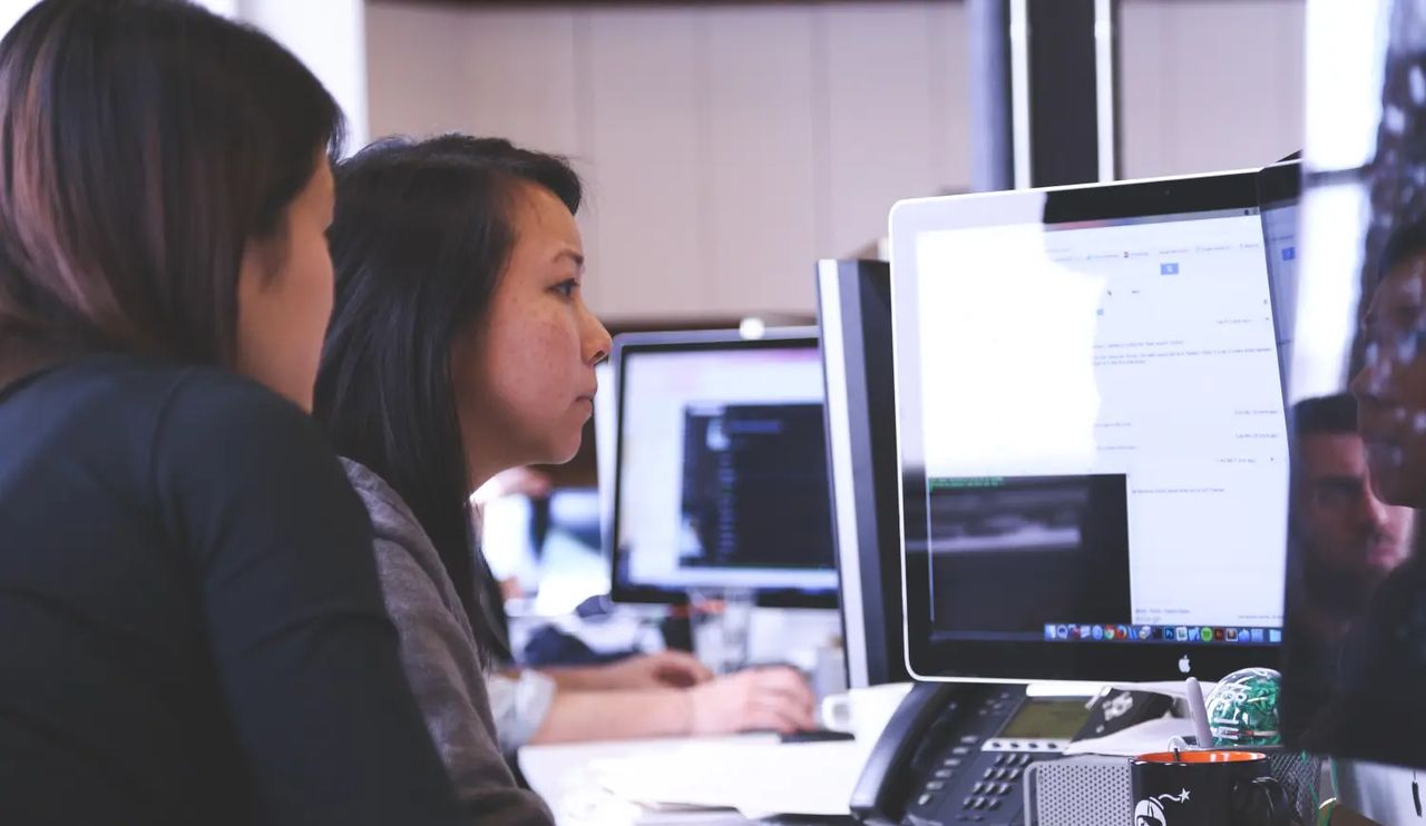 经典业态法律：《股东会的那些事》之股东会代理出席效力