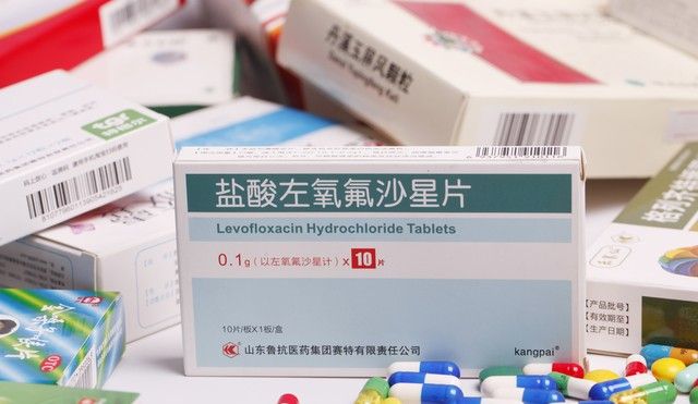 左氧氟沙星是常用抗菌药，可有效治疗4种感染，但这3类人群慎用