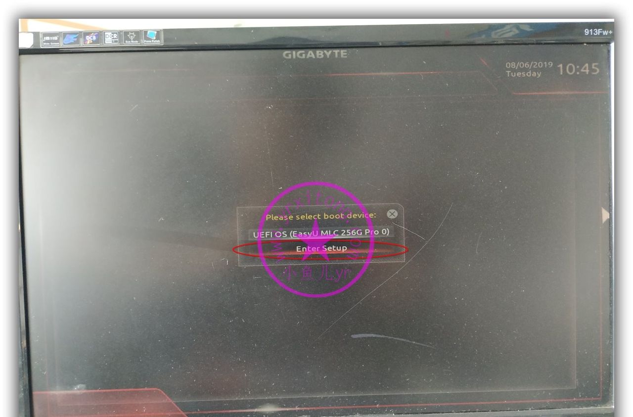 新装的台式机新装WIN7系统启动时卡在开机动画如何解决？