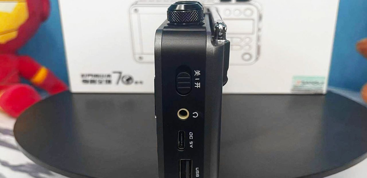 双屏幕三模式能全波段搜台,这款山水视频收音机,就是MP4播放器