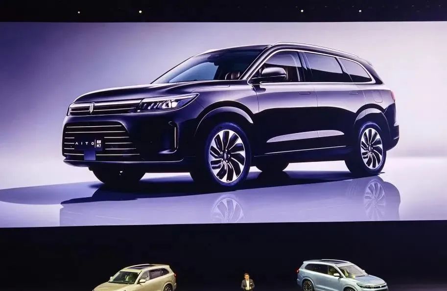 “华小魅”取代“蔚小理”？手机厂商跨界能否破界？