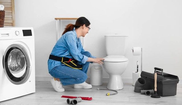 马桶“慢吞吞”？三招教你快速疏通，告别堵塞烦恼！