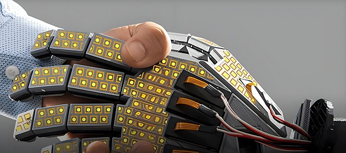 灵巧手技术解密:驱动、传动与触觉的博弈