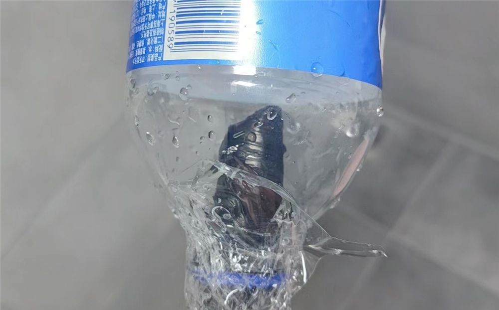 马桶堵了不要重金找人通，有这5个小妙招，自己在家就能解决