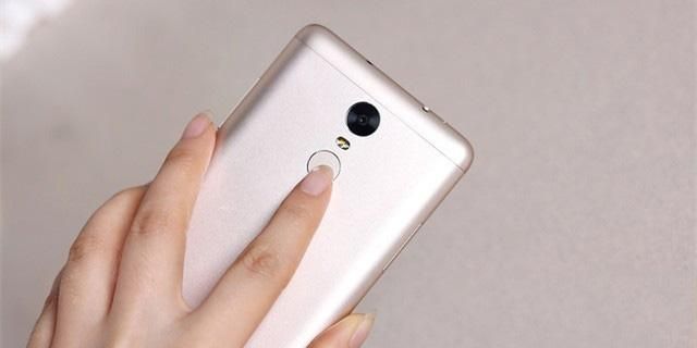 看历款小米手机按键隐藏神功能,猜小米5有啥新功能?