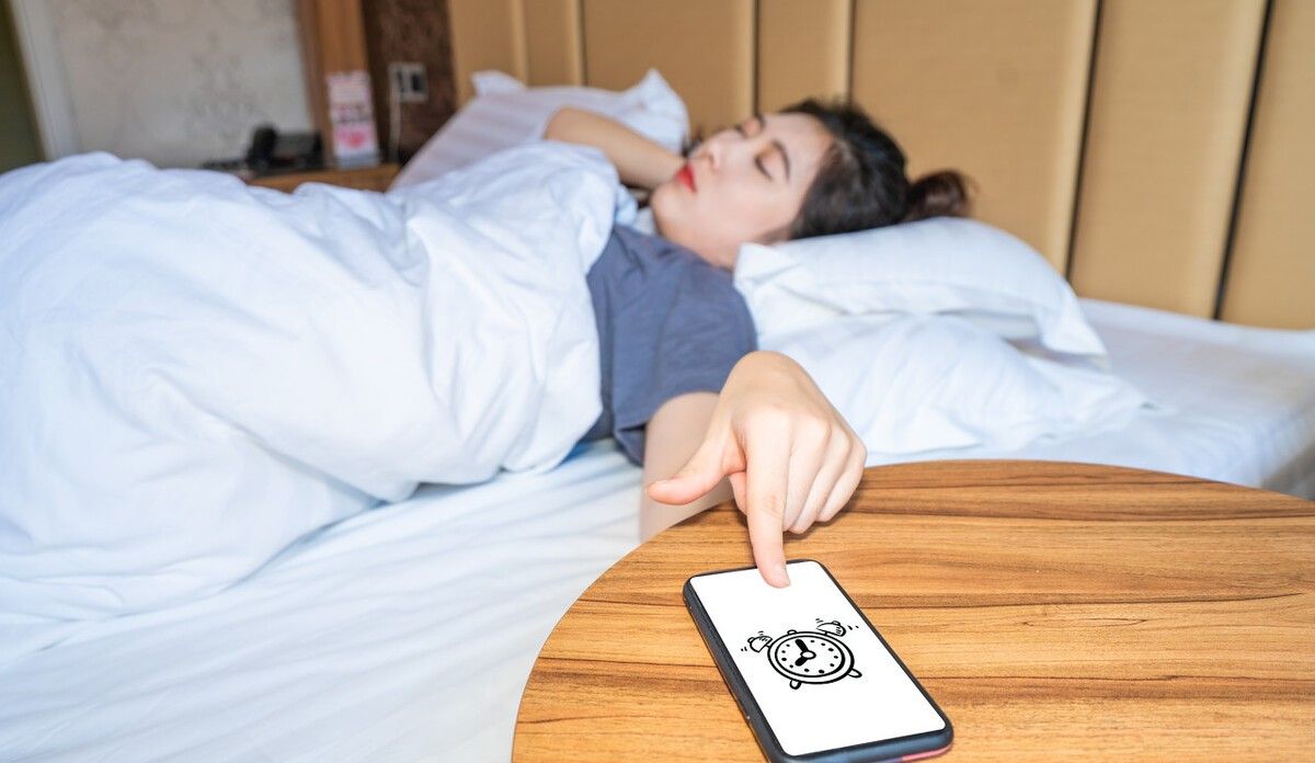为什么将歌曲设为来电铃声的人越来越少，而是使用系统提示音？