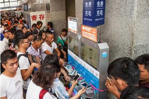 手机充电桩会为你强装APP？原来一招设置就可防范！