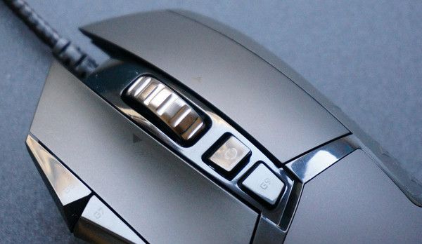 跑马灯进化版——罗技 G502 RGB 自适应游戏鼠标 开箱及评测