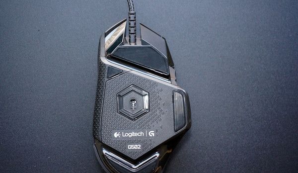 跑马灯进化版——罗技 G502 RGB 自适应游戏鼠标 开箱及评测