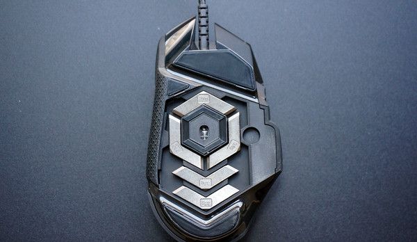 跑马灯进化版——罗技 G502 RGB 自适应游戏鼠标 开箱及评测