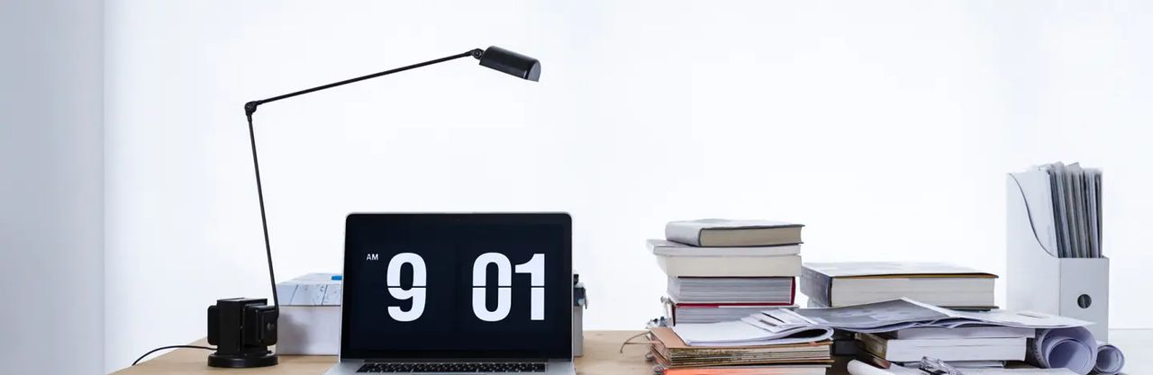 最新版简洁漂亮的「时钟屏保」,在你的屏幕上显示翻页时钟 - 宋马