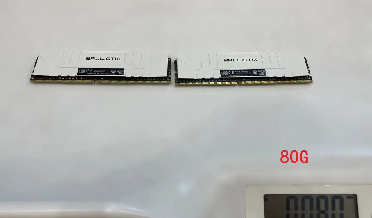 B-DIE 内存中的性价比--宏碁掠夺者Predator 3200MHz