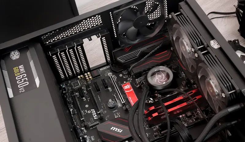 铠甲加身，为国而战！光威弈Pro DDR4纯国产8GB马甲内存条实测