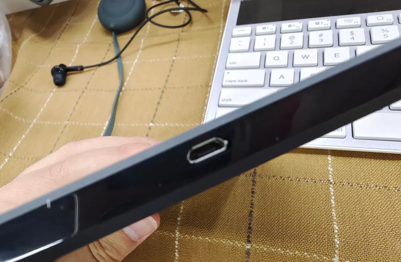 罗技 T651 —— 苹果妙控板(Magic trackpad)最佳第三方替代品