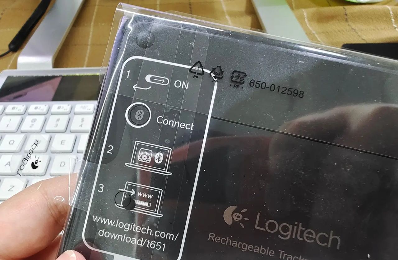 罗技 T651 —— 苹果妙控板(Magic trackpad)最佳第三方替代品