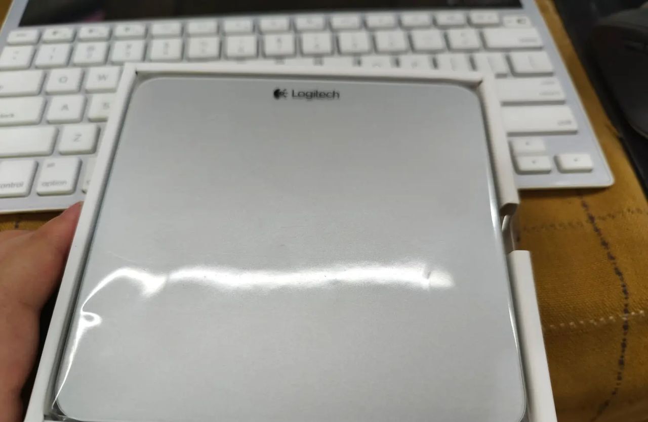 罗技 T651 —— 苹果妙控板(Magic trackpad)最佳第三方替代品