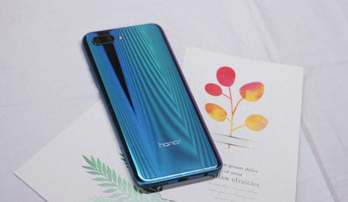 荣耀手机如何隐藏应用 - 宋马