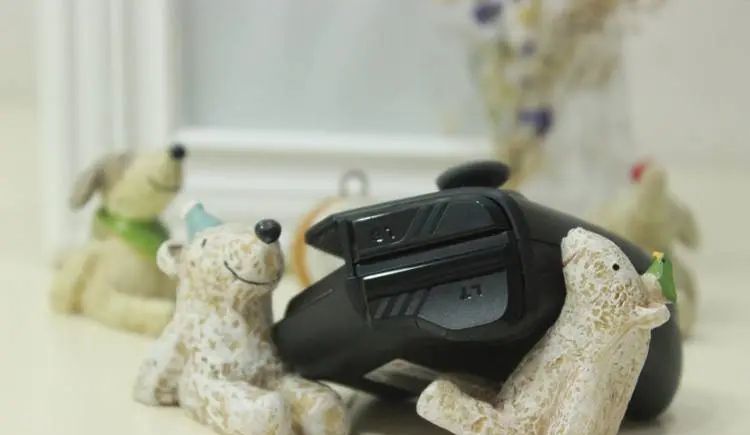 手游游戏手柄中最靓的仔北通T1手游手柄评测