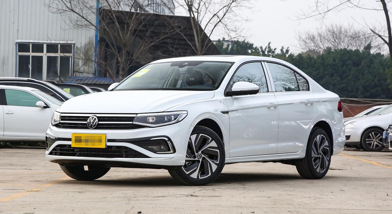 车内配置实用而贴心