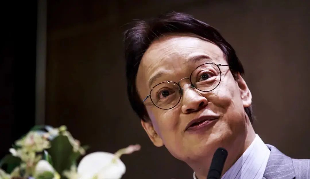 「好言好语」一直亮着的灯