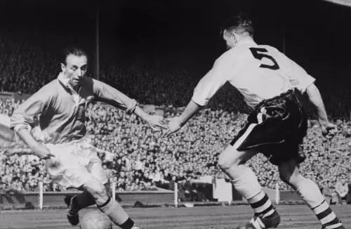 实况足球的隐藏的绝世高手，买来一个王朝模式就稳了