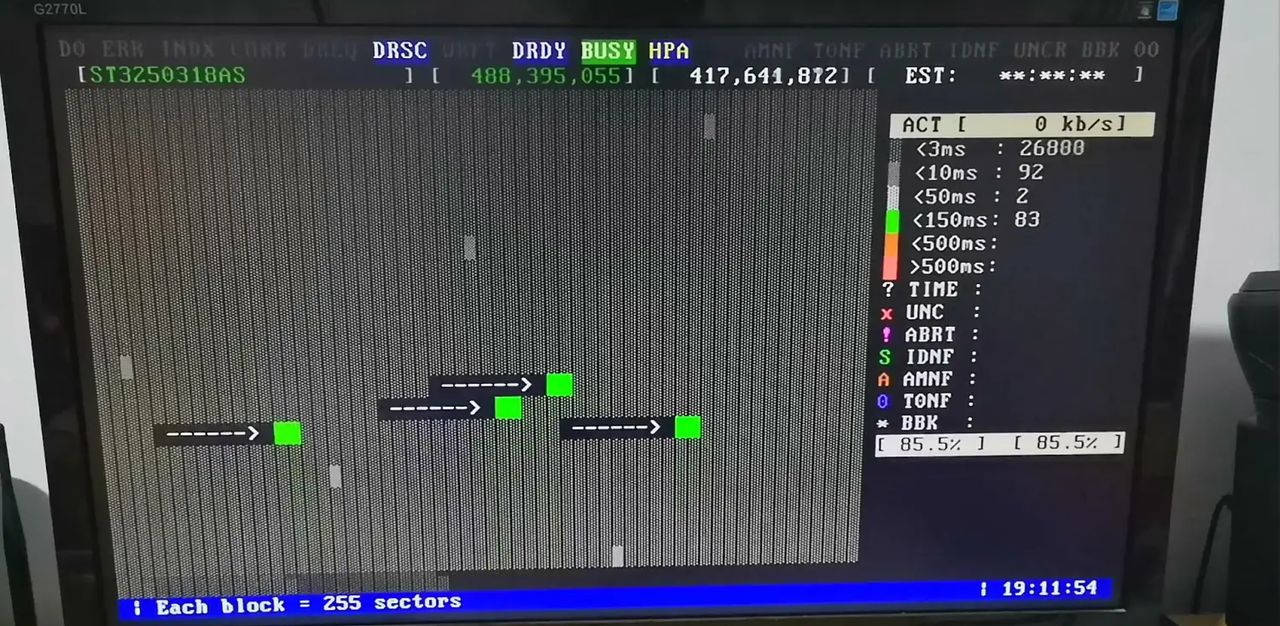 硬盘速度与坏道检测教程,使用MHDD软件检测电脑硬盘速度与坏道