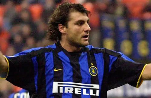 实况足球的隐藏的绝世高手，买来一个王朝模式就稳了