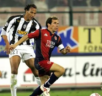 实况足球的隐藏的绝世高手，买来一个王朝模式就稳了