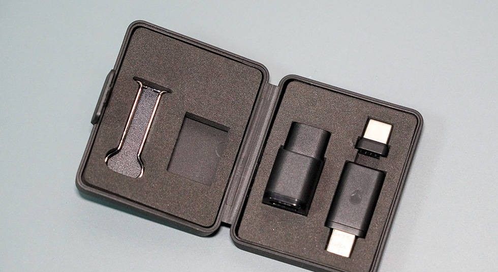 轻量/性能/颜值该如何取舍 看看外星人Alienware AW720M交出的作业