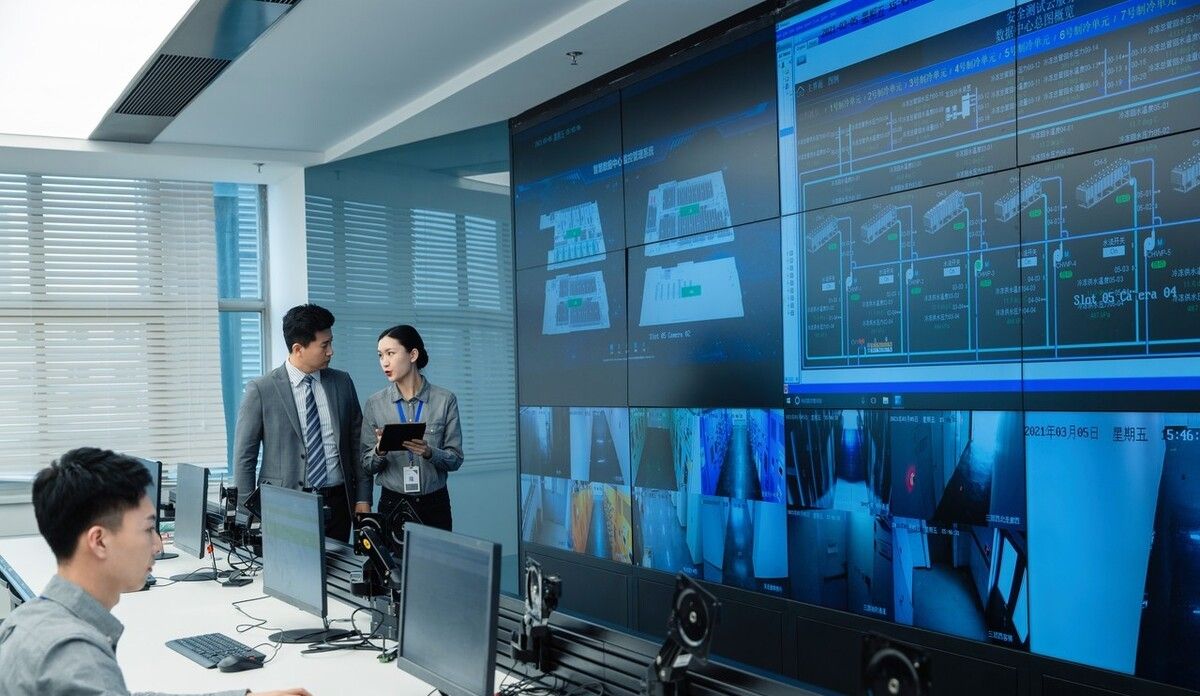 电脑的显示屏怎样设置