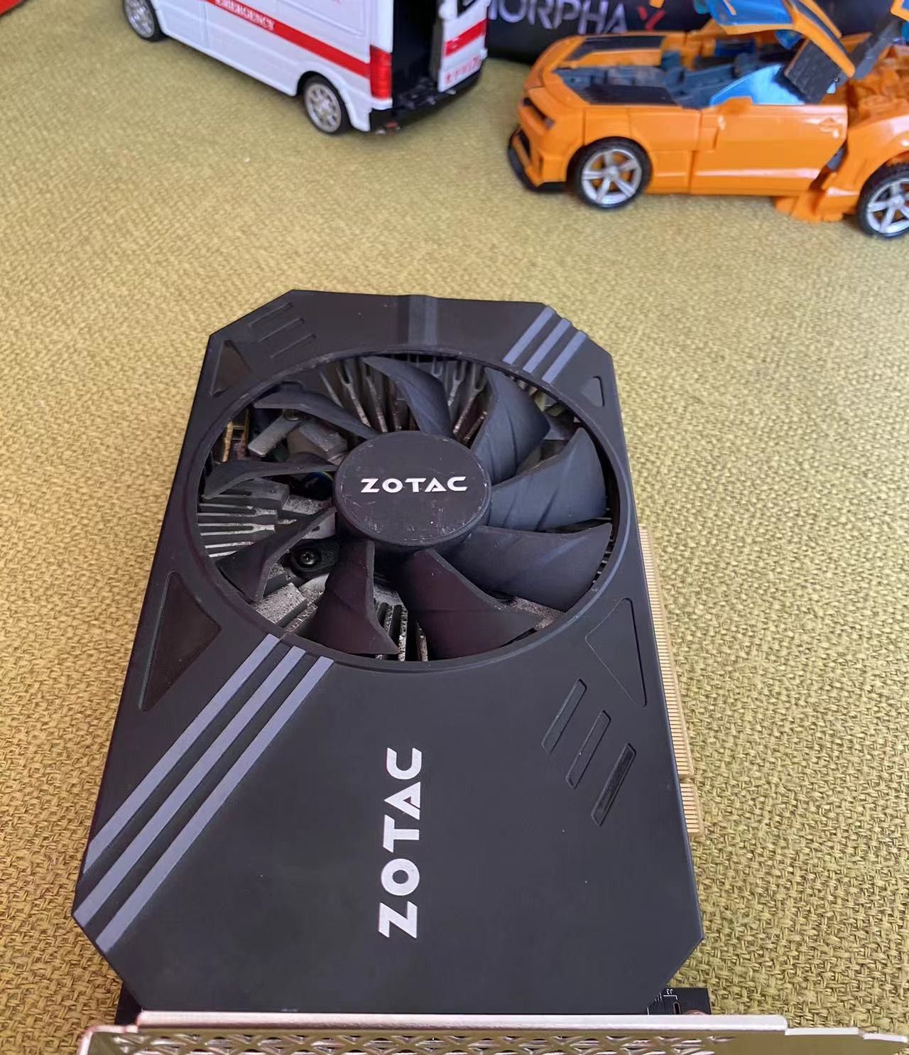 90元6GB容量显卡默认跑分255616分！为什么别人26万你只有10万？