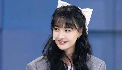 郑爽发文疑被人抓住把柄遭到威胁，微博热评第一成功歪楼 - 宋马