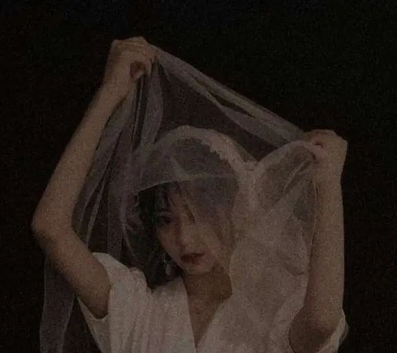 “喝烂醉”才敢发的QQ空间说说，句句虐心催泪，电量1％也要看完！