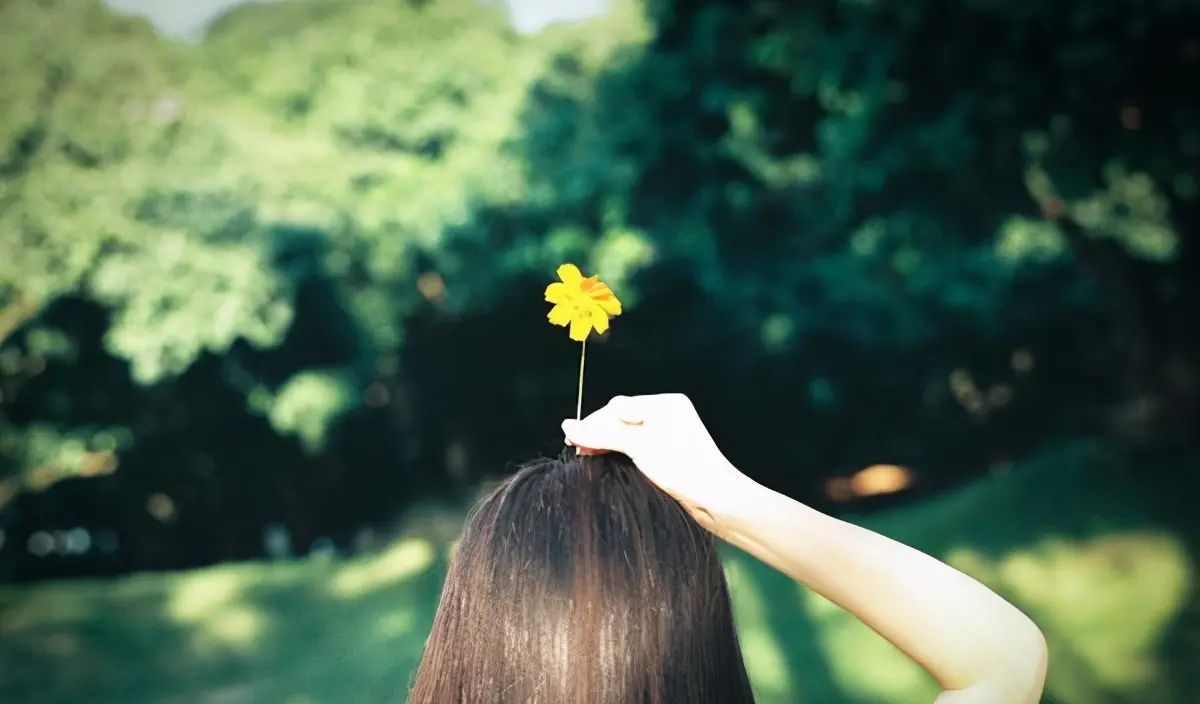 生活中，你喜欢发朋友圈，还是喜欢发QQ空间，暴露了你的心态 - 宋马