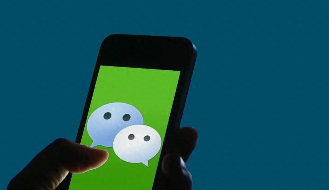 原来微信拍一拍还有隐藏功能，学会了真实用，还不知道的可惜了 - 宋马